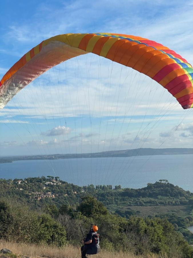 Villa "Lago Blu" Vista Lago Di Bracciano, Con Vasca Idromassaggio Esterna Trevignano Romano Eksteriør billede